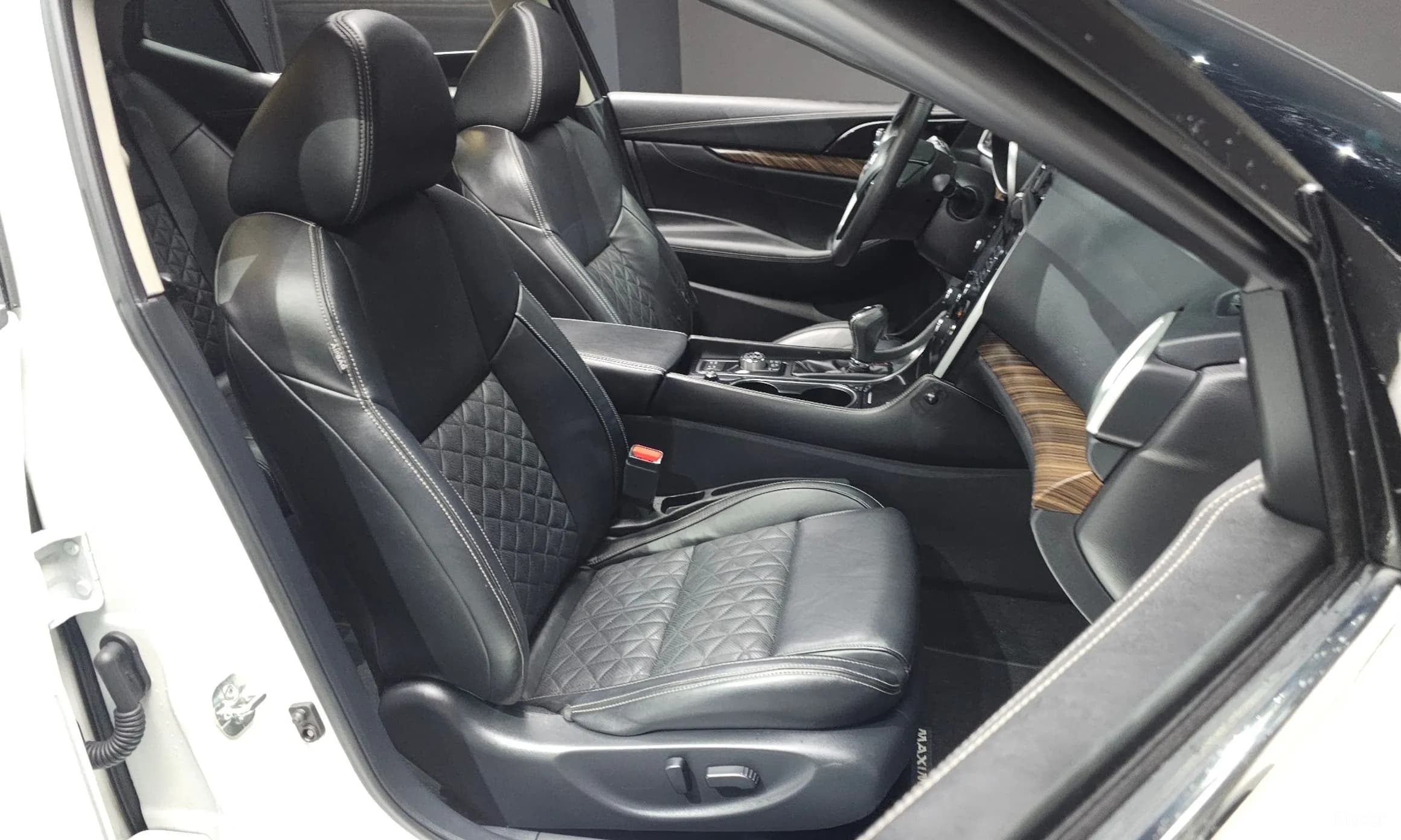Maxima (A36)