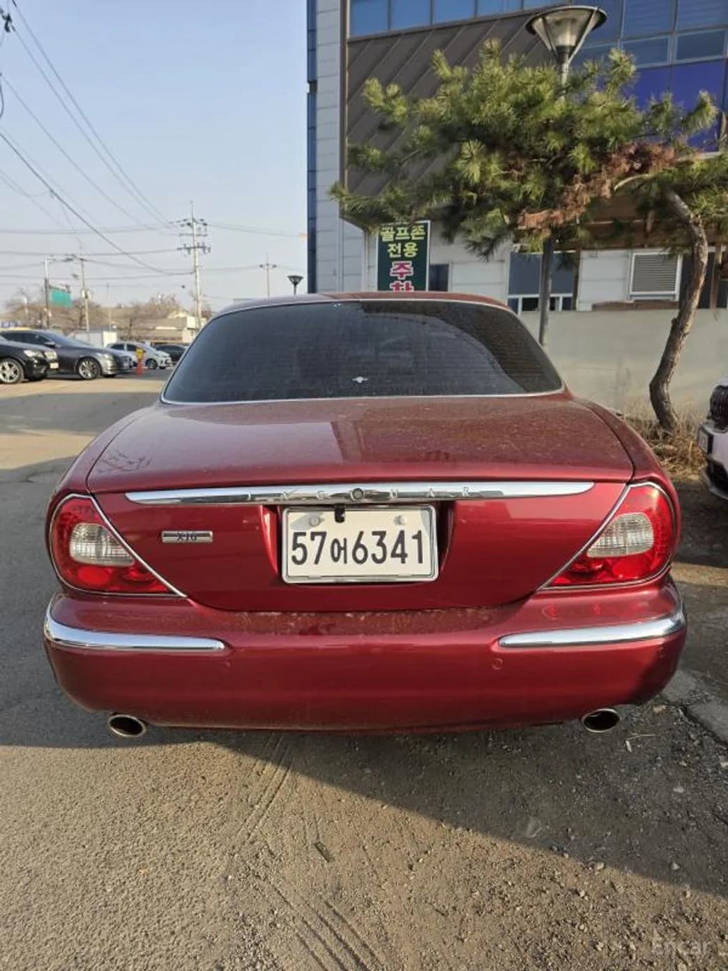 XJ-6