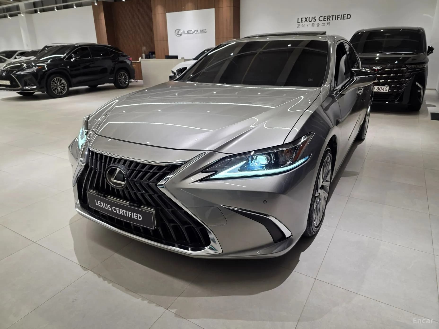 ES300h 7th Generation