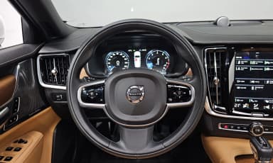 S90
