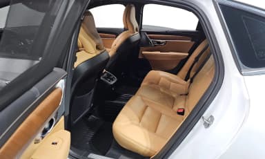 S90