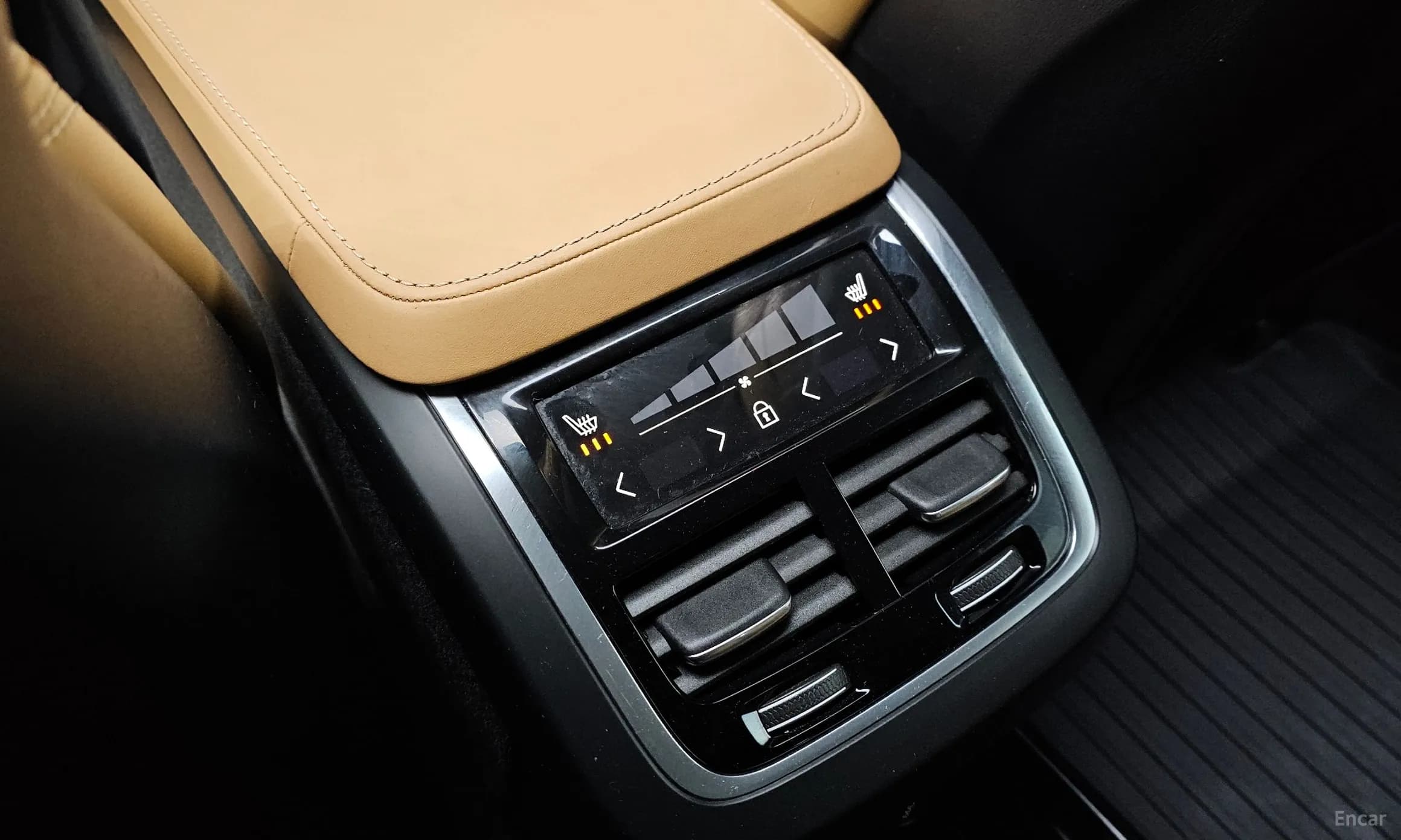 S90