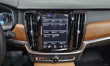 S90
