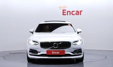 S90