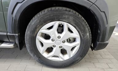 Rexton Sports Khan
