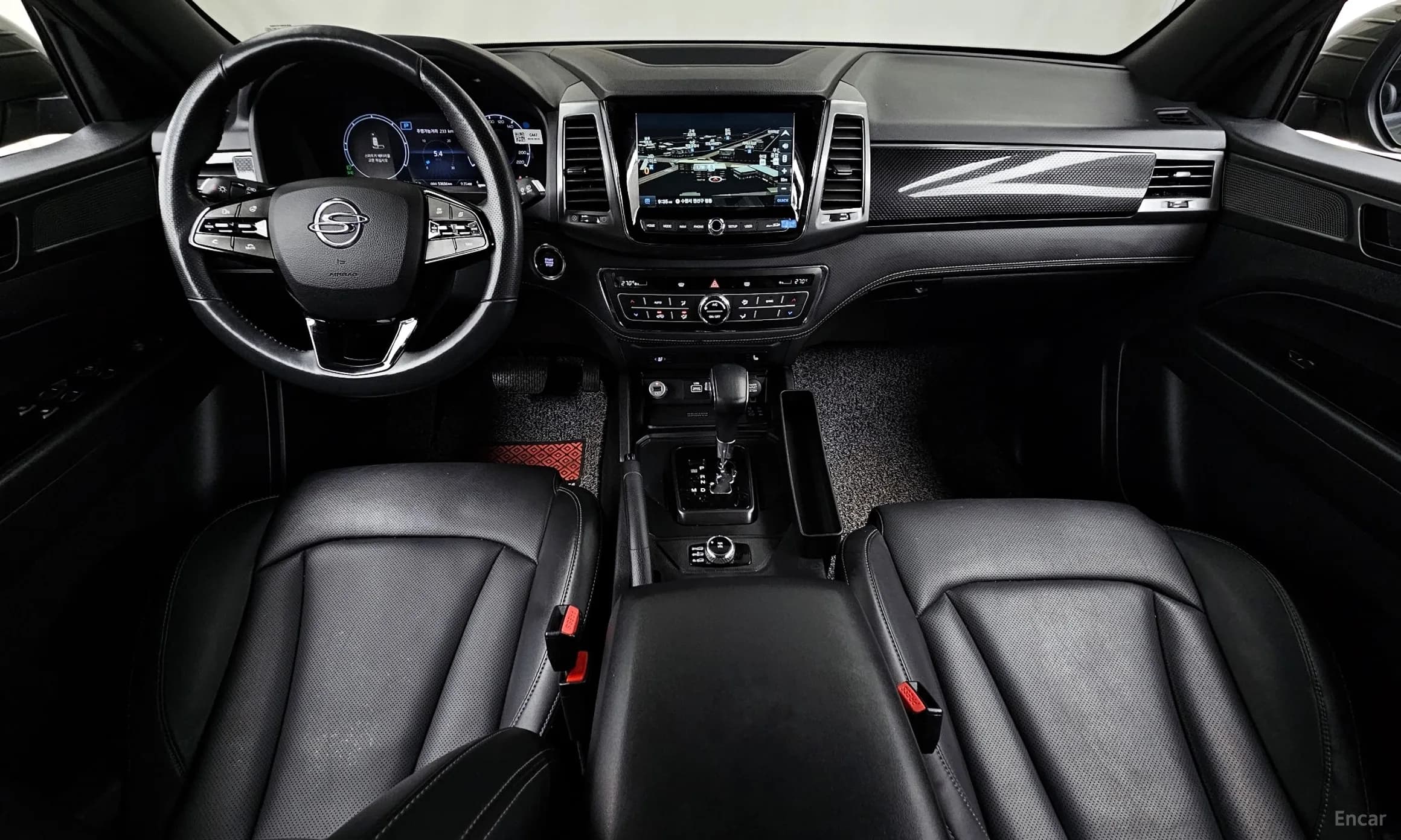 Rexton Sports Khan