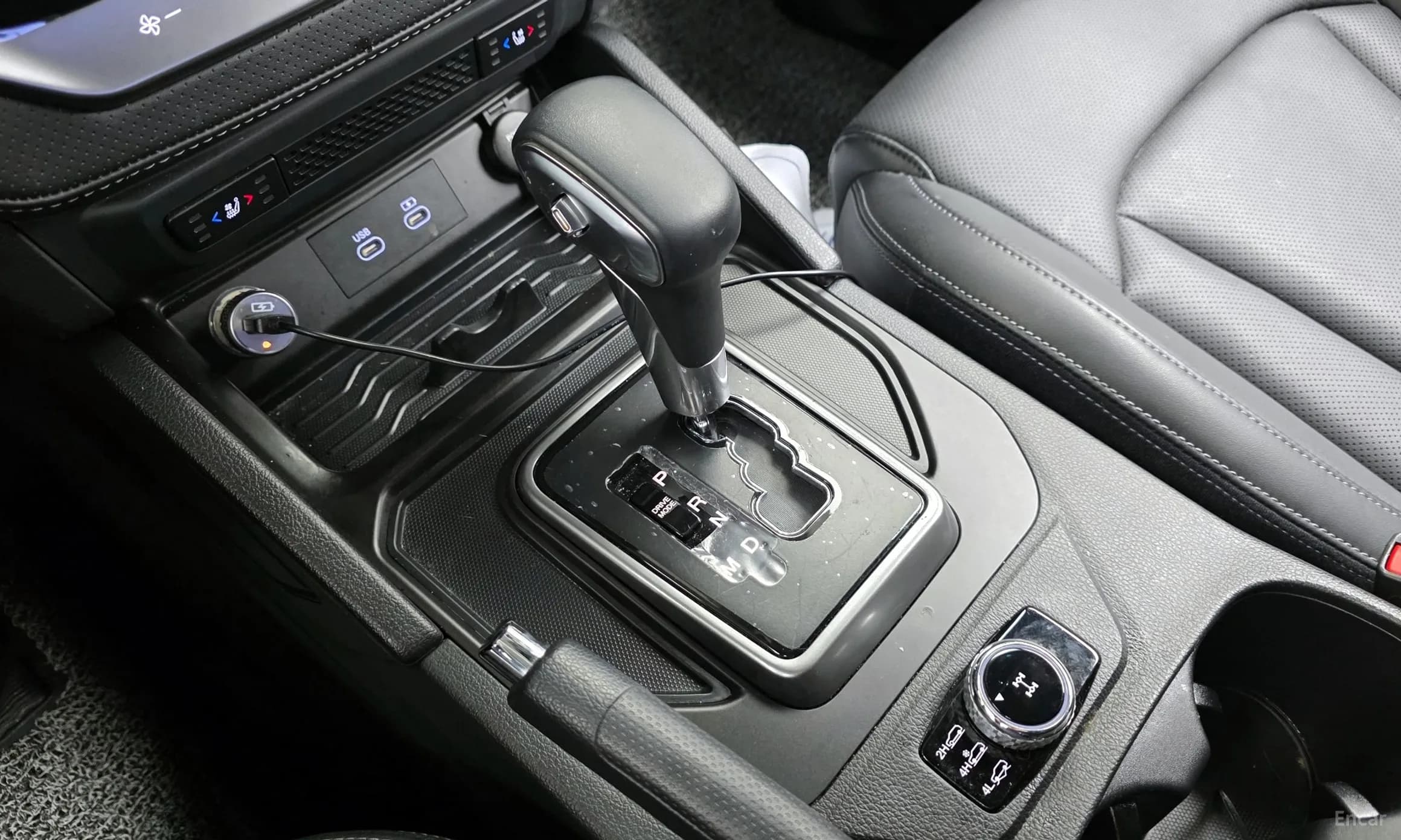 Rexton Sports Khan