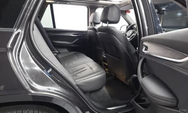 X5 (F15)