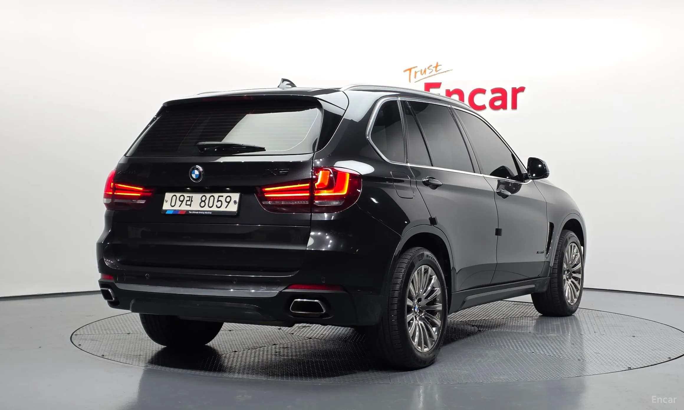 X5 (F15)