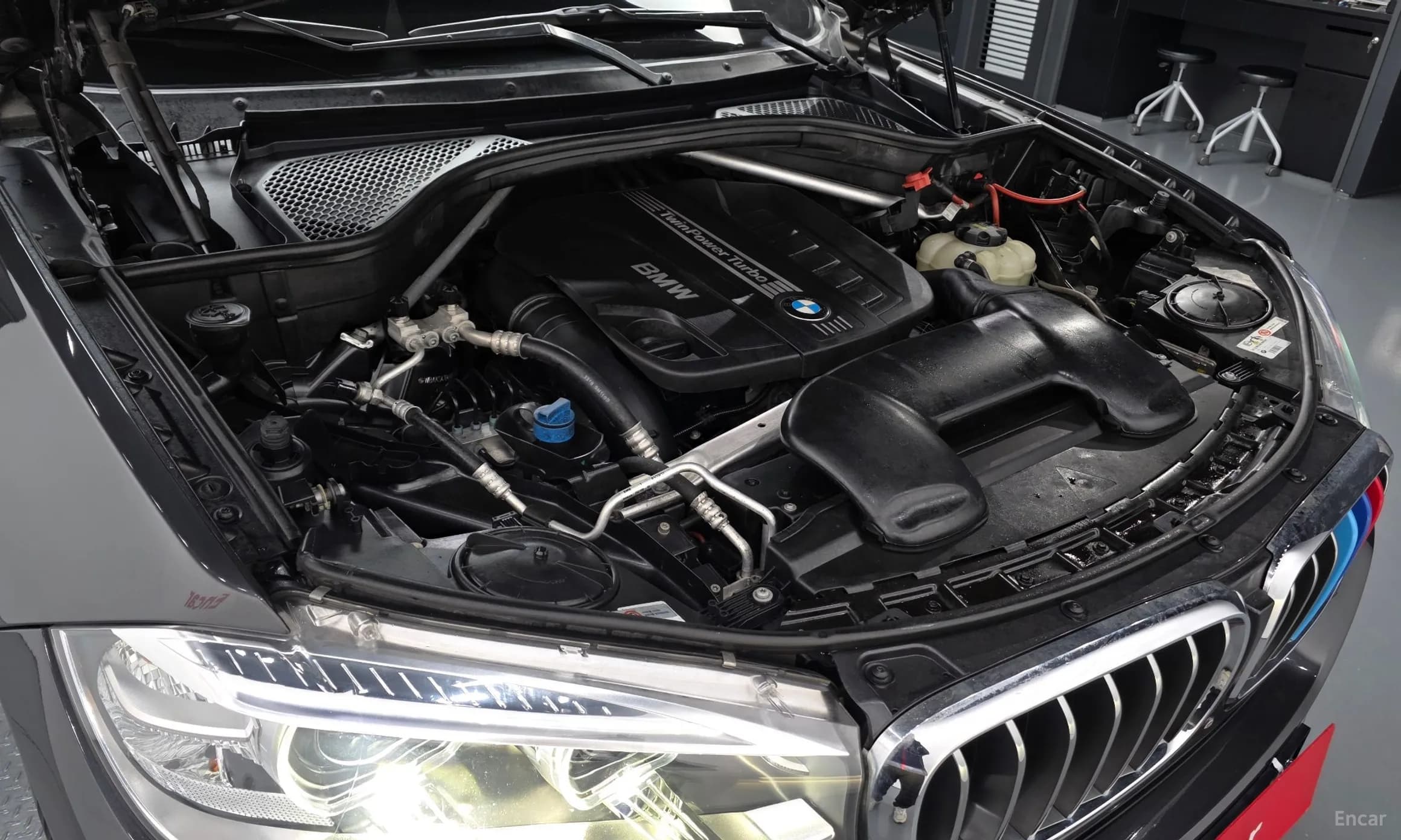 X5 (F15)