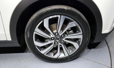 Berry New Tivoli