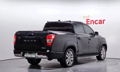 Rexton Sports Khan