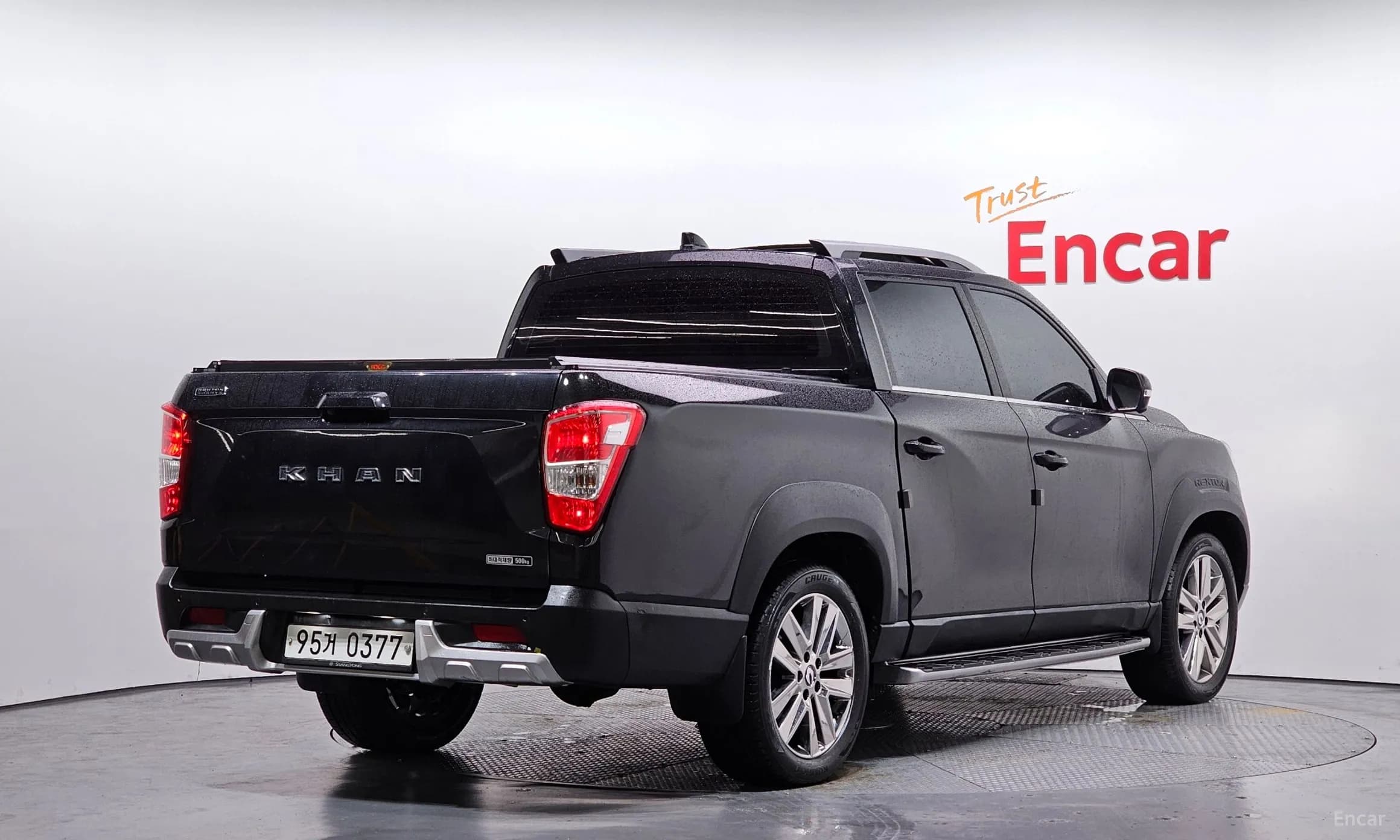 Rexton Sports Khan