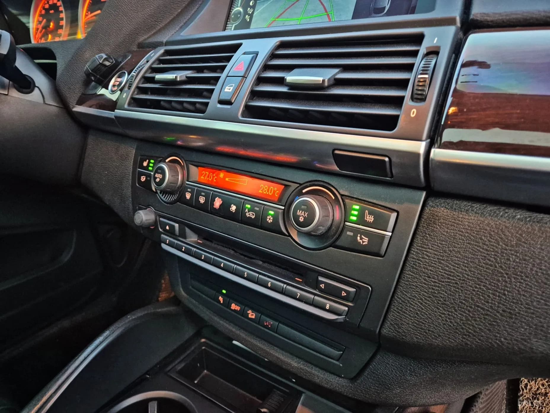 X6 (E71)