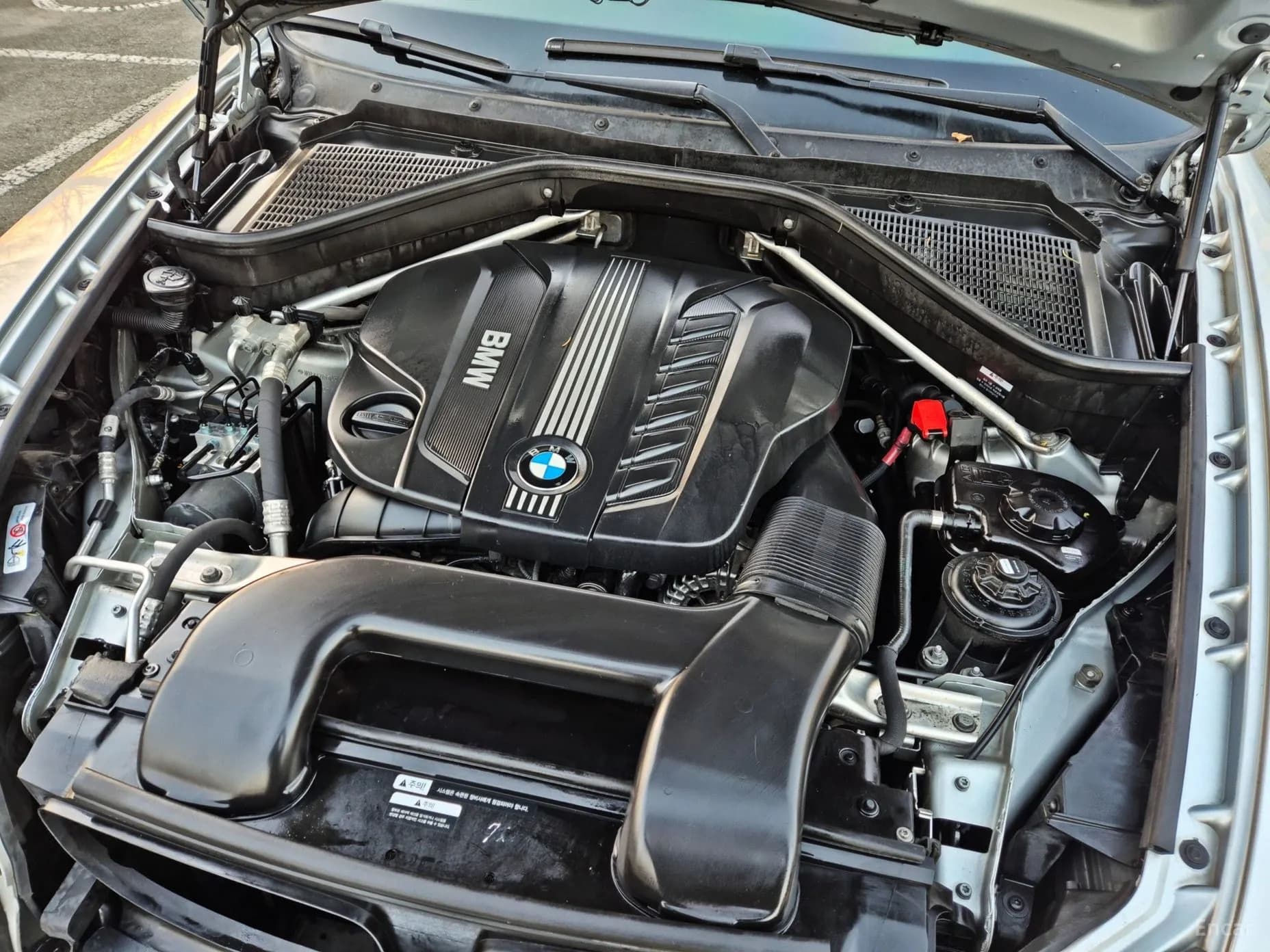 X6 (E71)