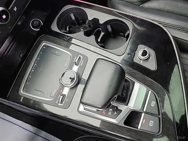 Q7 (4M)