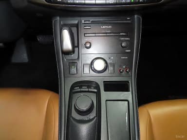 CT200h