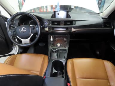 CT200h