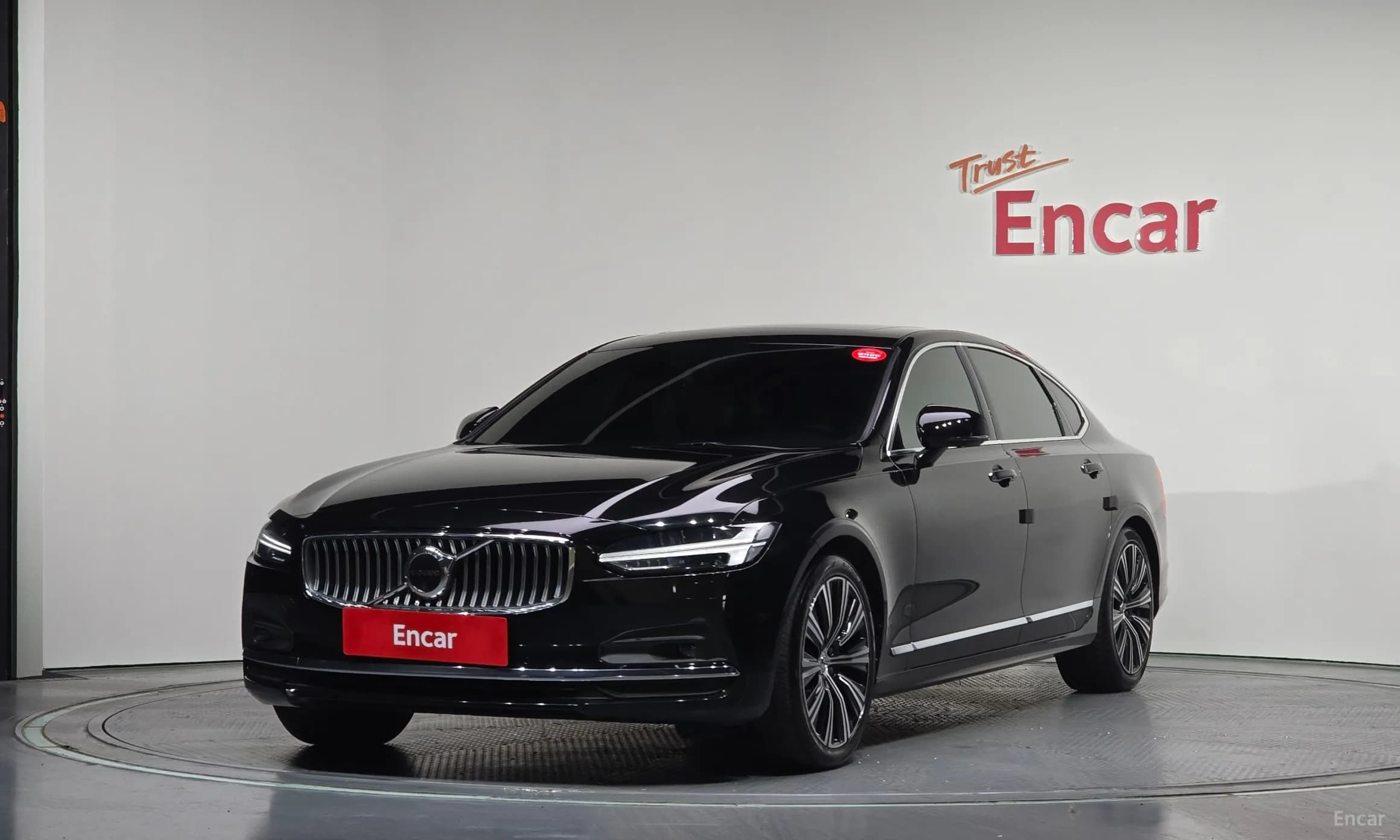 S90