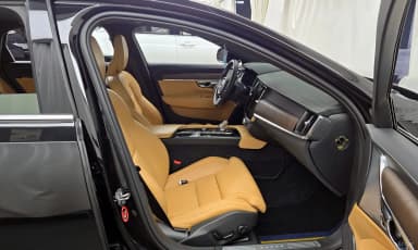 S90