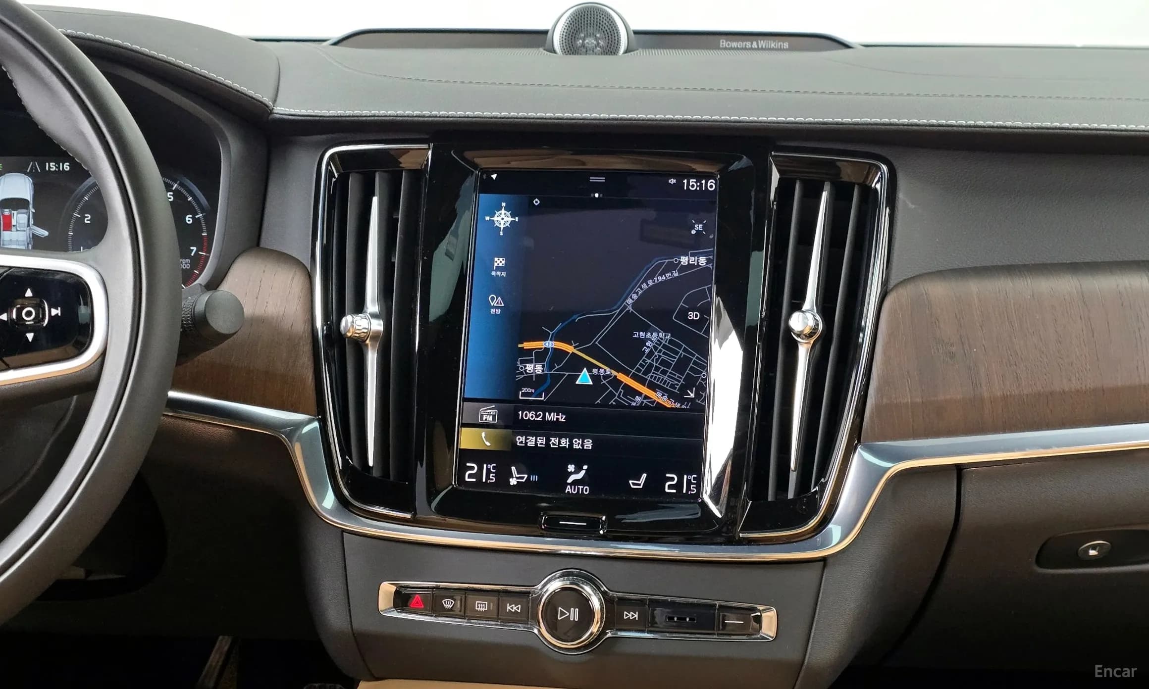 S90
