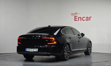 S90