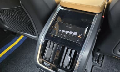 S90