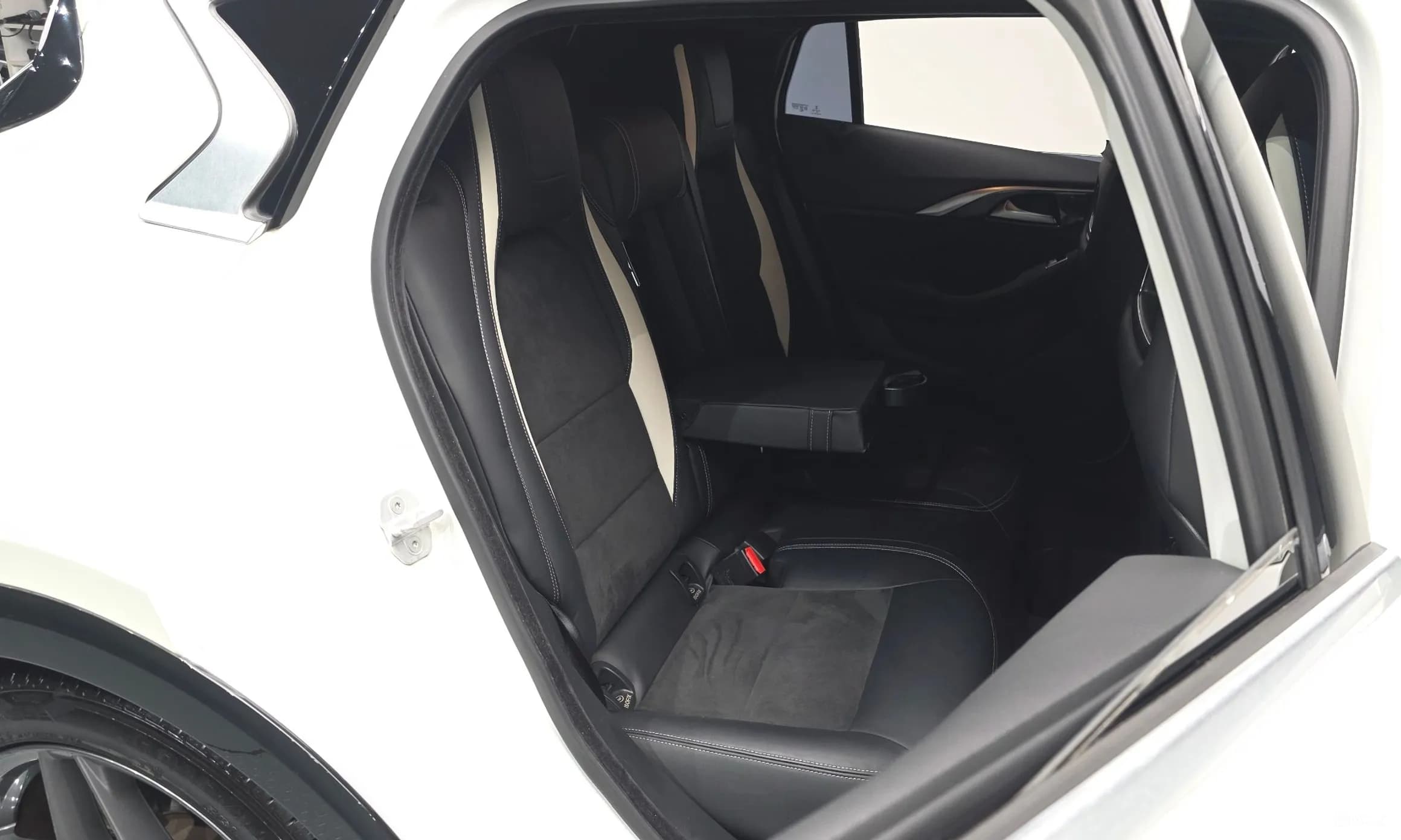 Q30