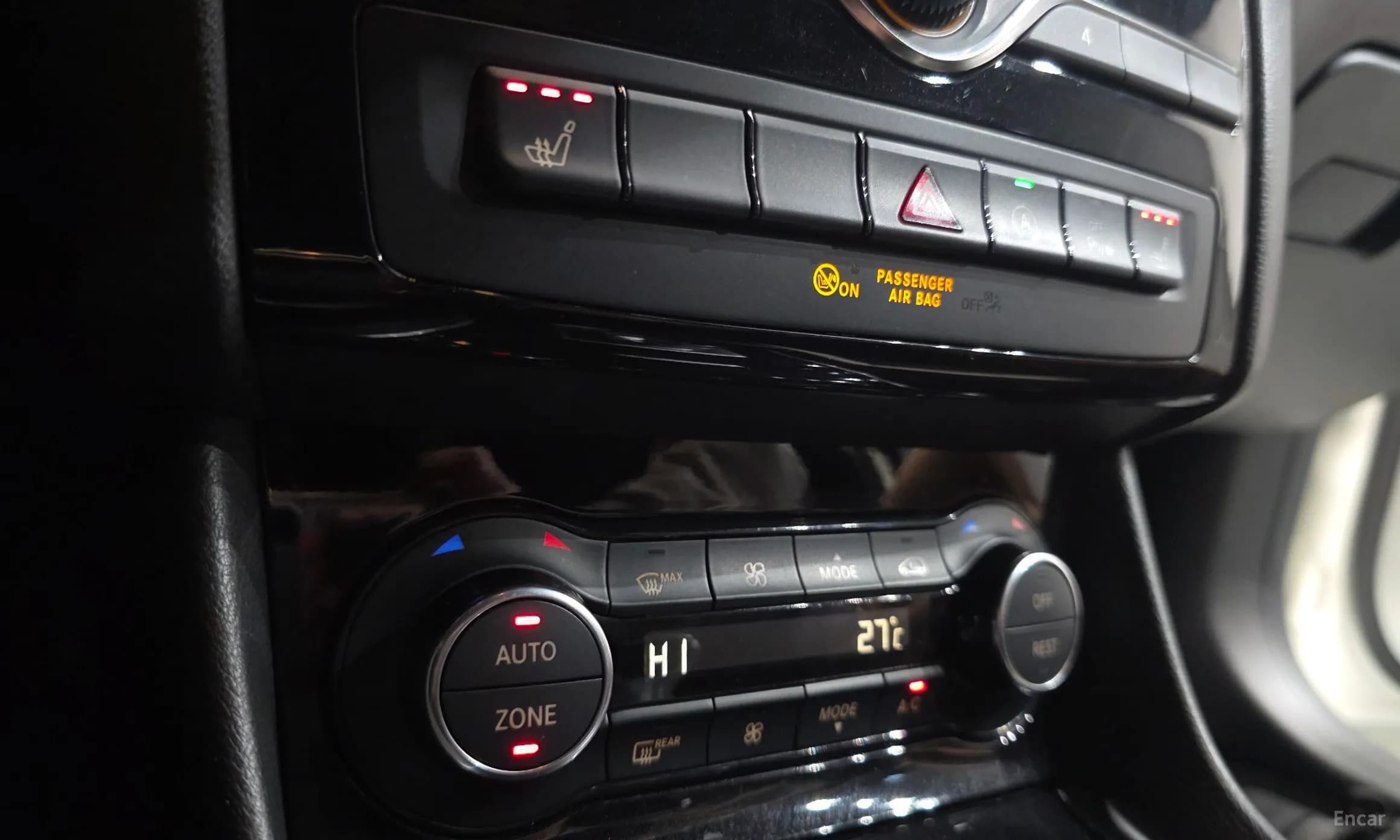 Q30