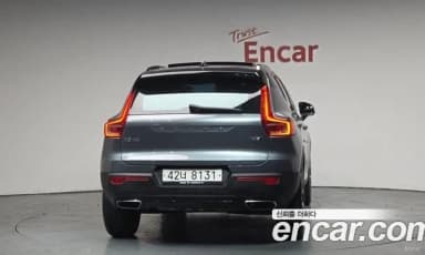 XC40