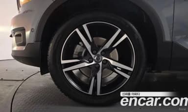 XC40