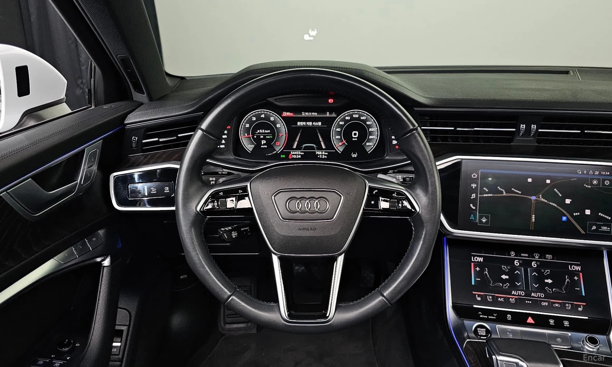 A6 (C8)