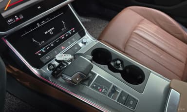 A6 (C8)