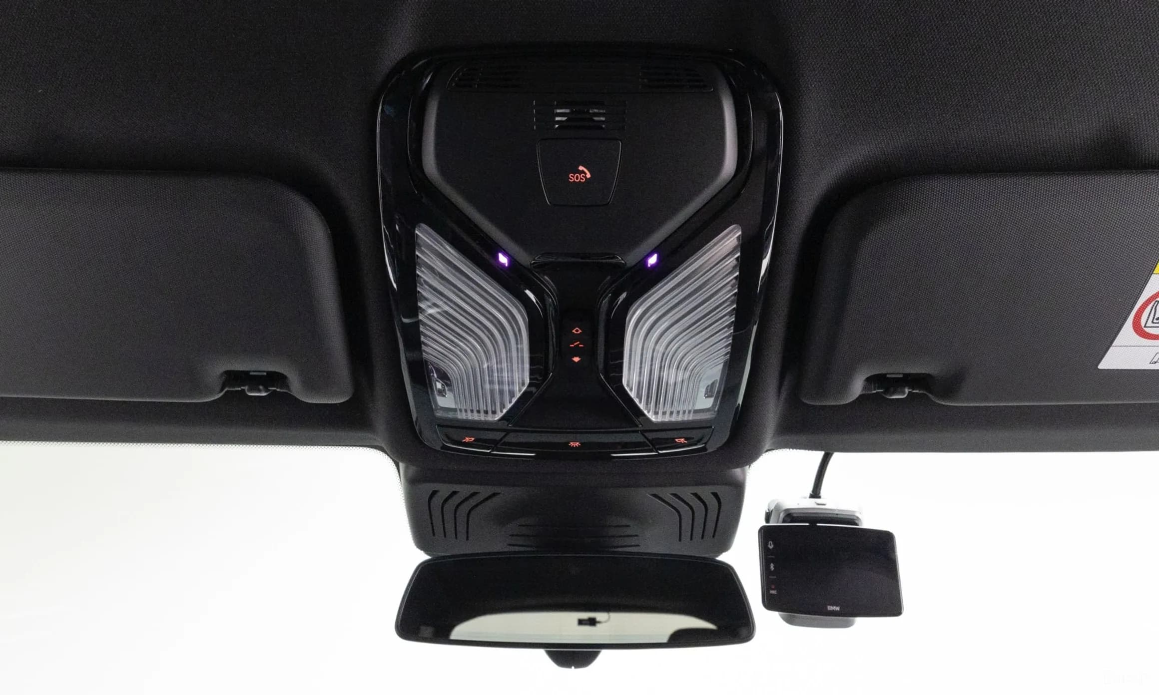 X3 (G01)