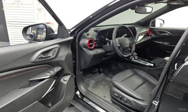 Trax Crossover