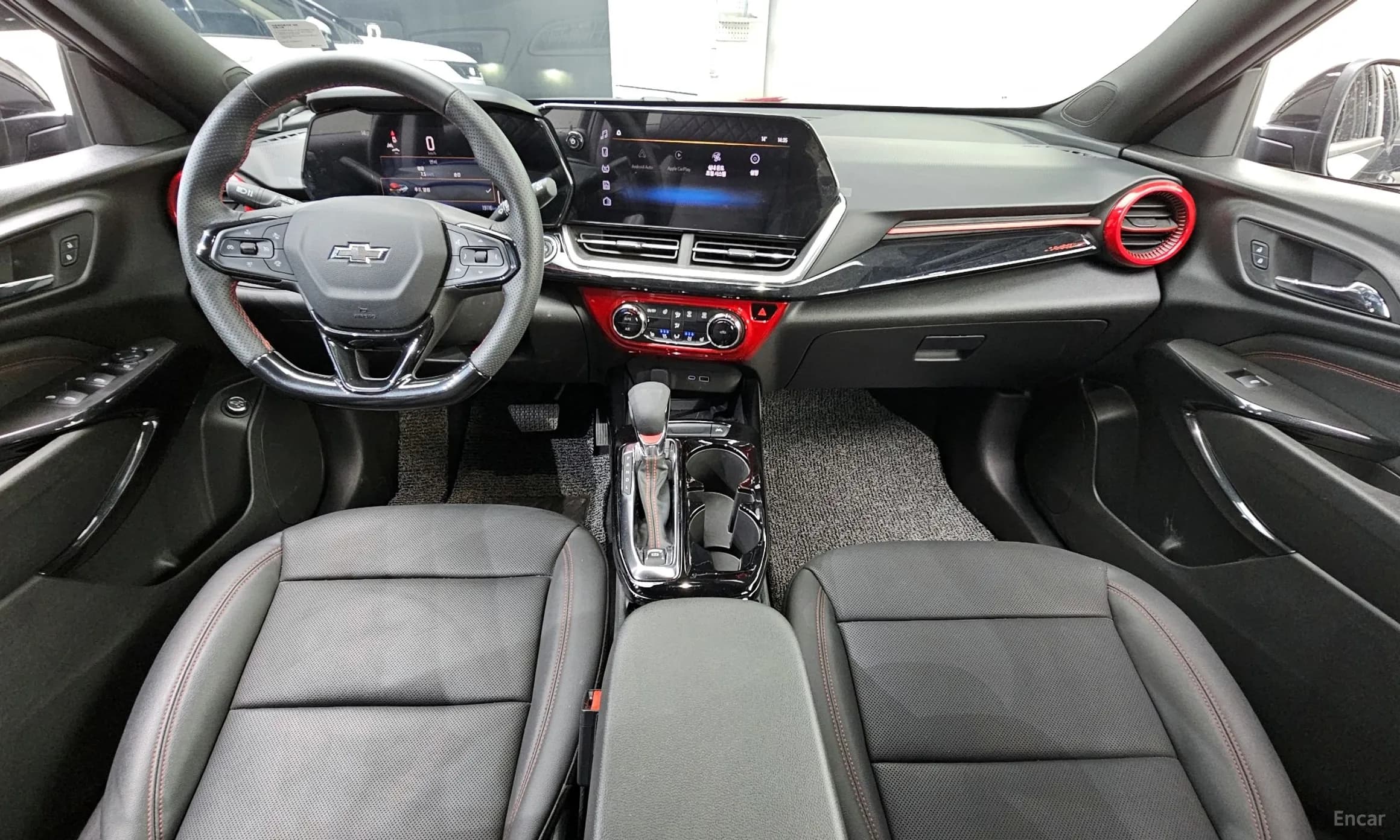 Trax Crossover