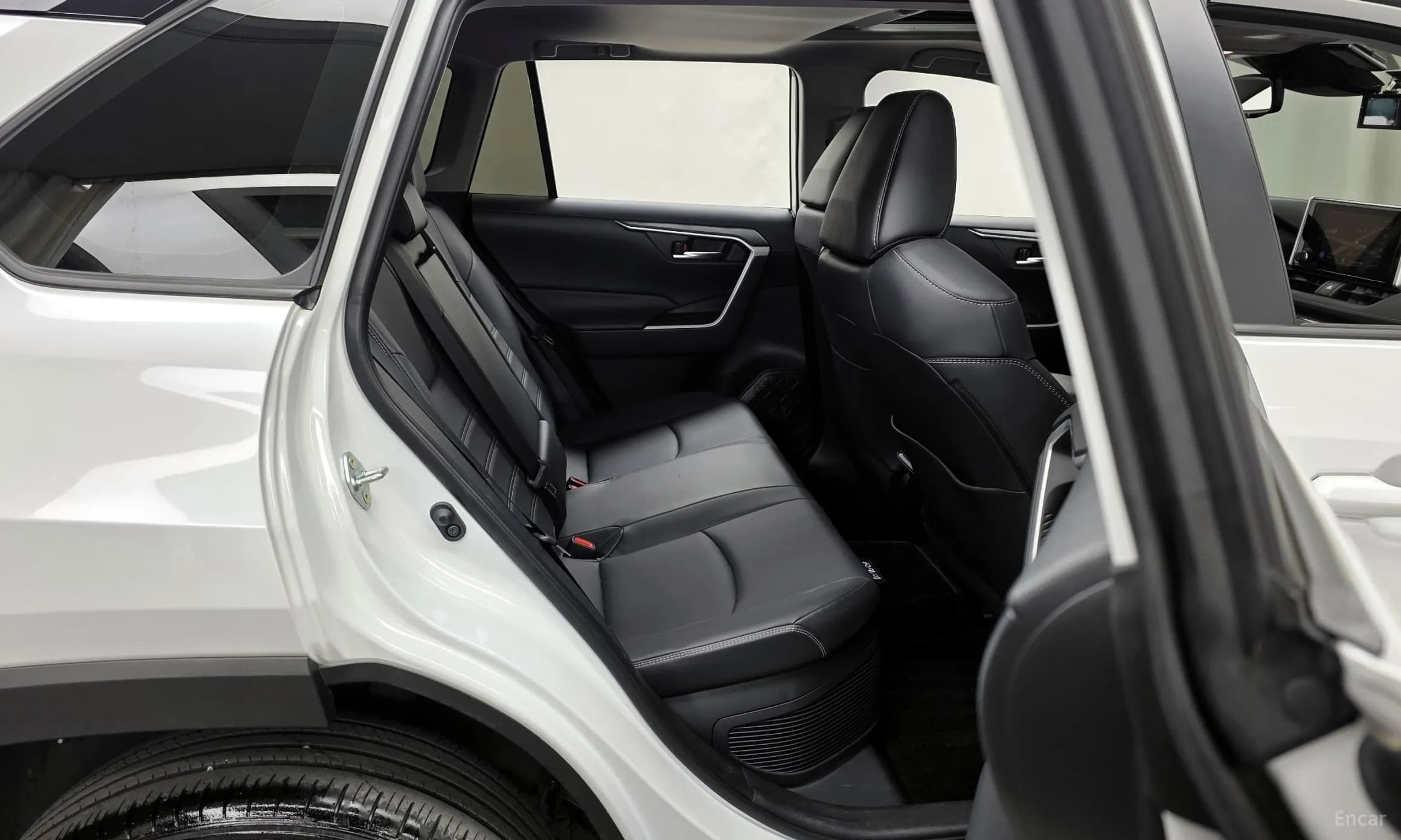 RAV4 5th Generation