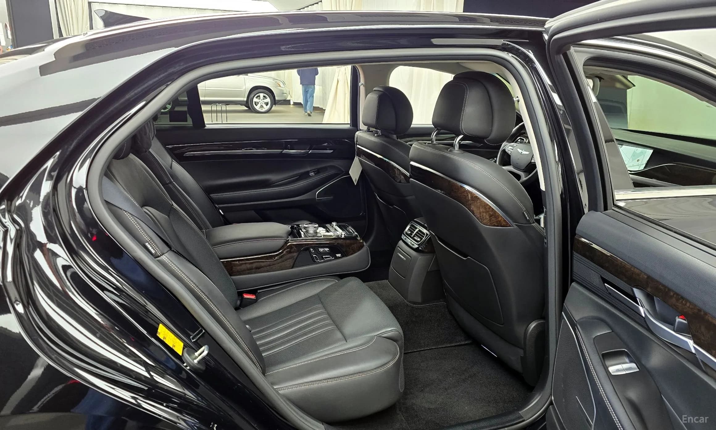G90