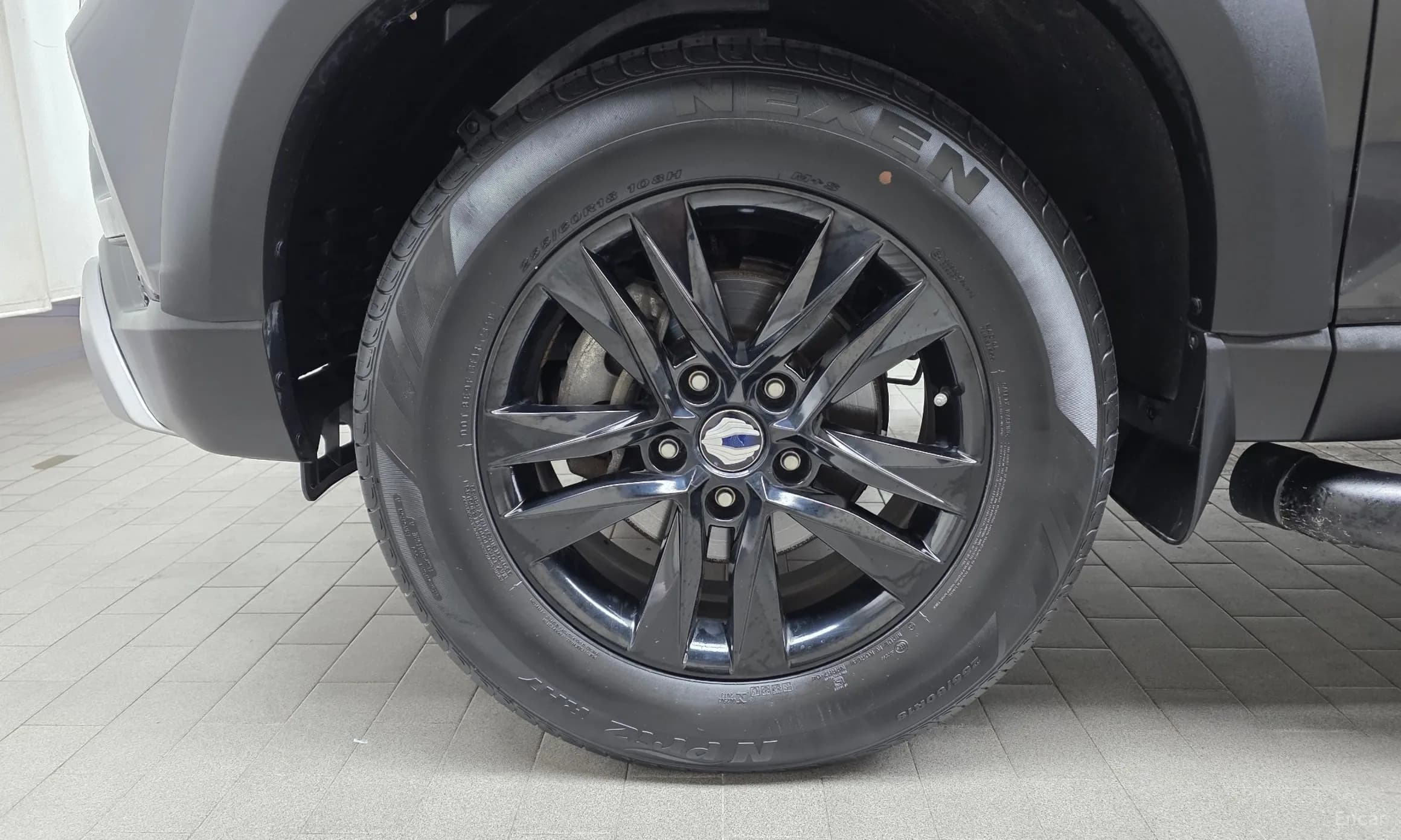 Rexton Sports Khan