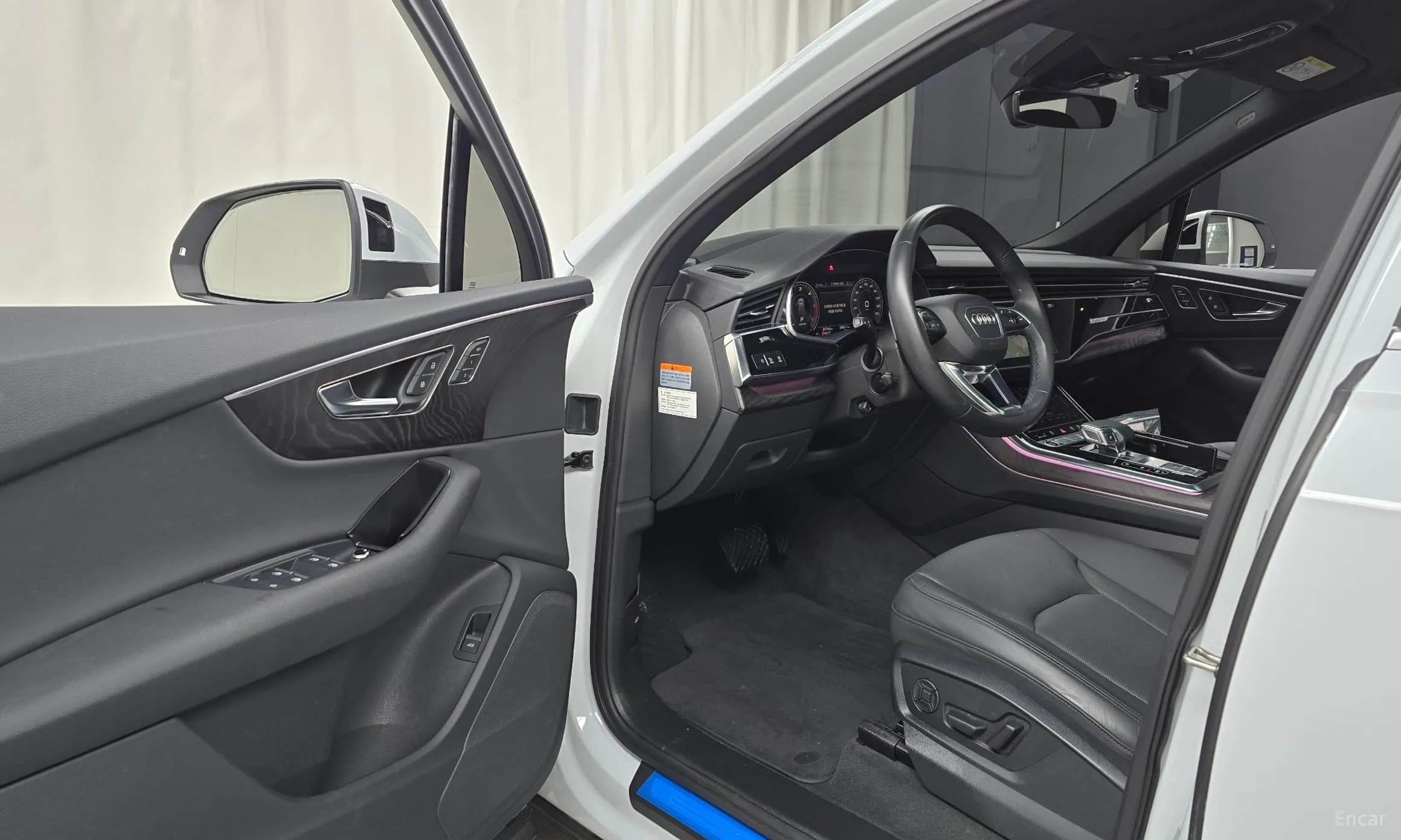 Q7 (4M)
