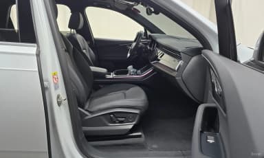 Q7 (4M)