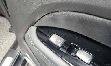 G4 Rexton