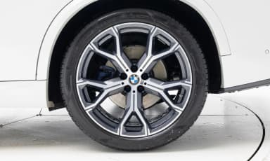 X5 (G05)
