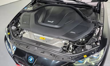 i4