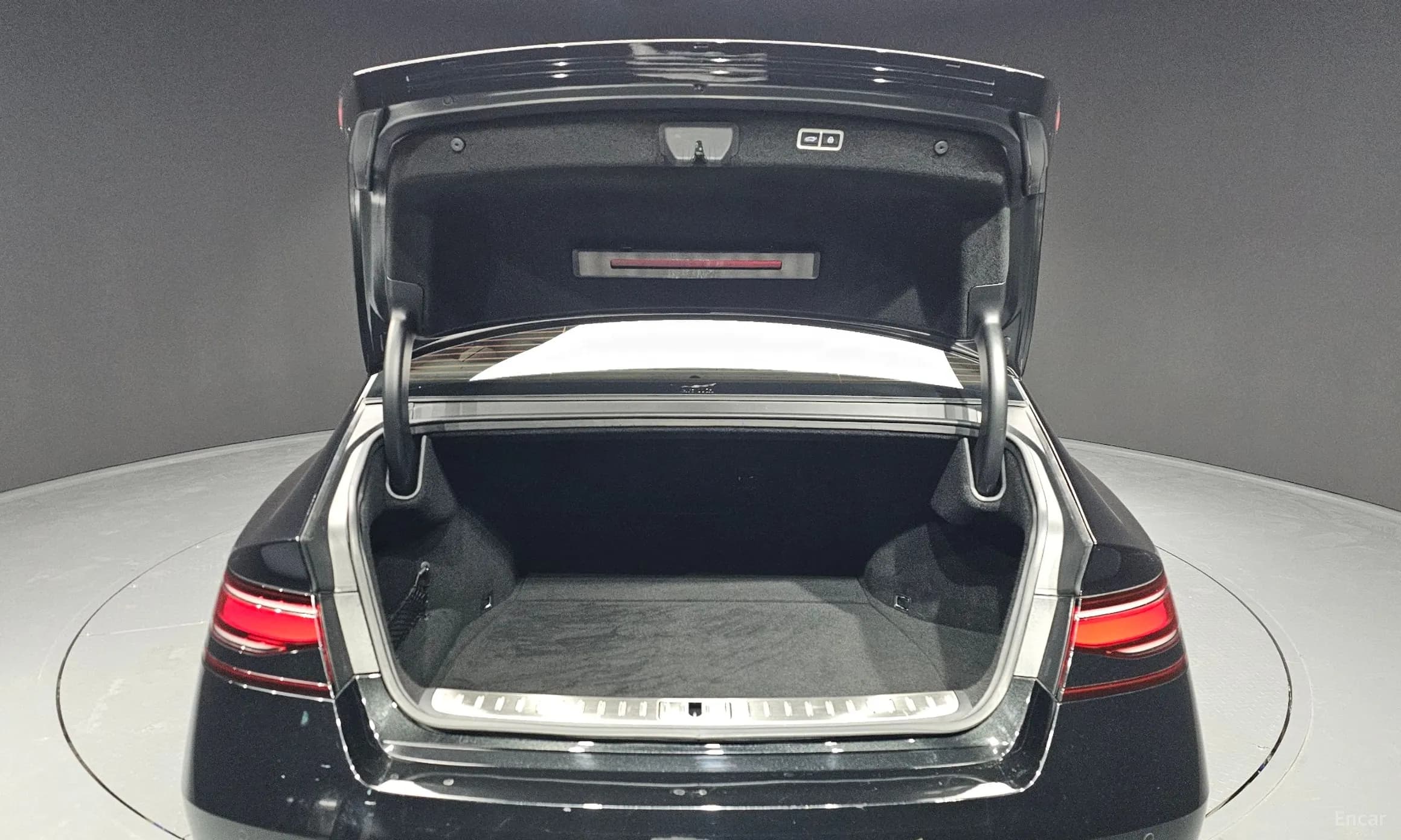 G90 (RS4)