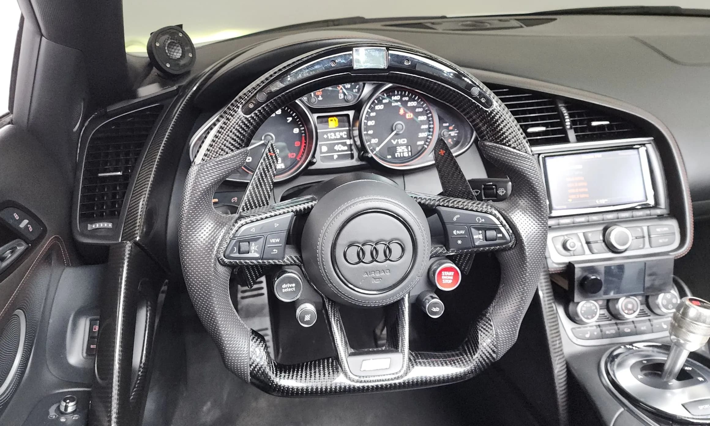 R8