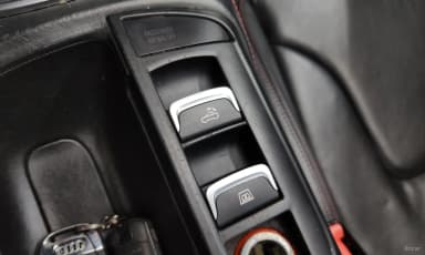 R8