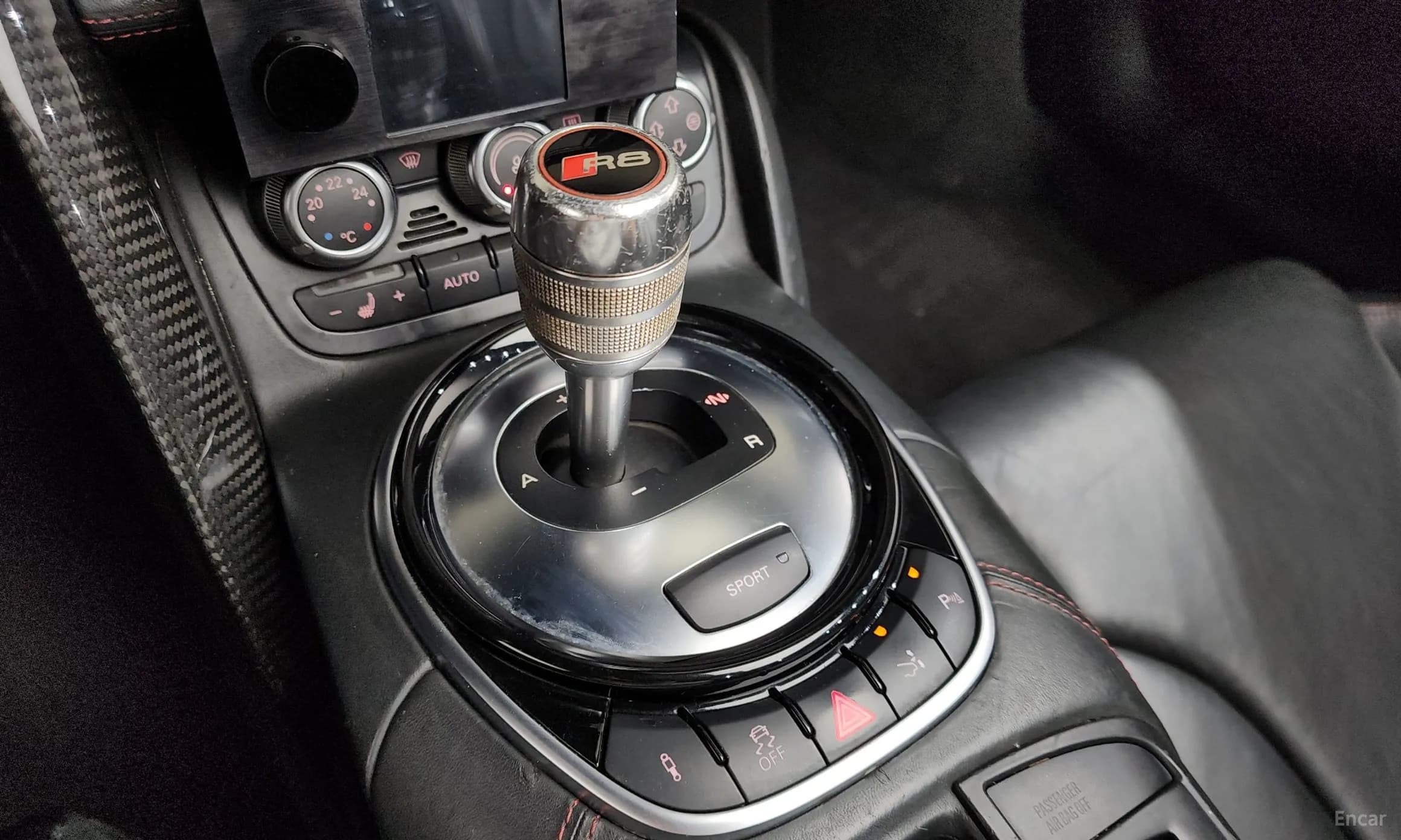 R8