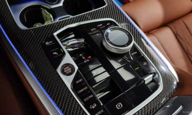 X7 (G07)