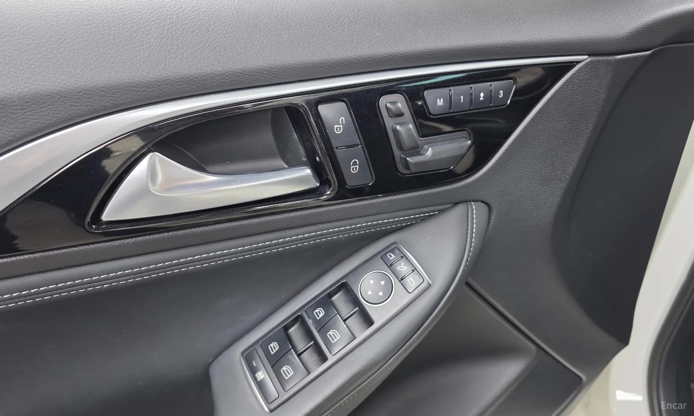 Q30
